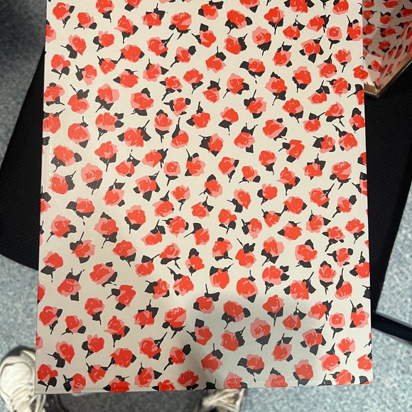 Kate Spade Nesting Boxes set of 3 MORE PHOTOS listing 2 of 2 - Picture 7 of 9